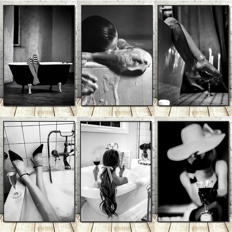 Vintage Fashion Prints For Wall - Siyah ve Beyaz Kadın Banyo Tuval