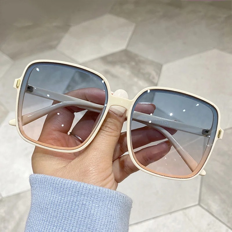 Vintage Fashion Brands - Vintage Büyük Boy Kare Güneş Gözlüğü