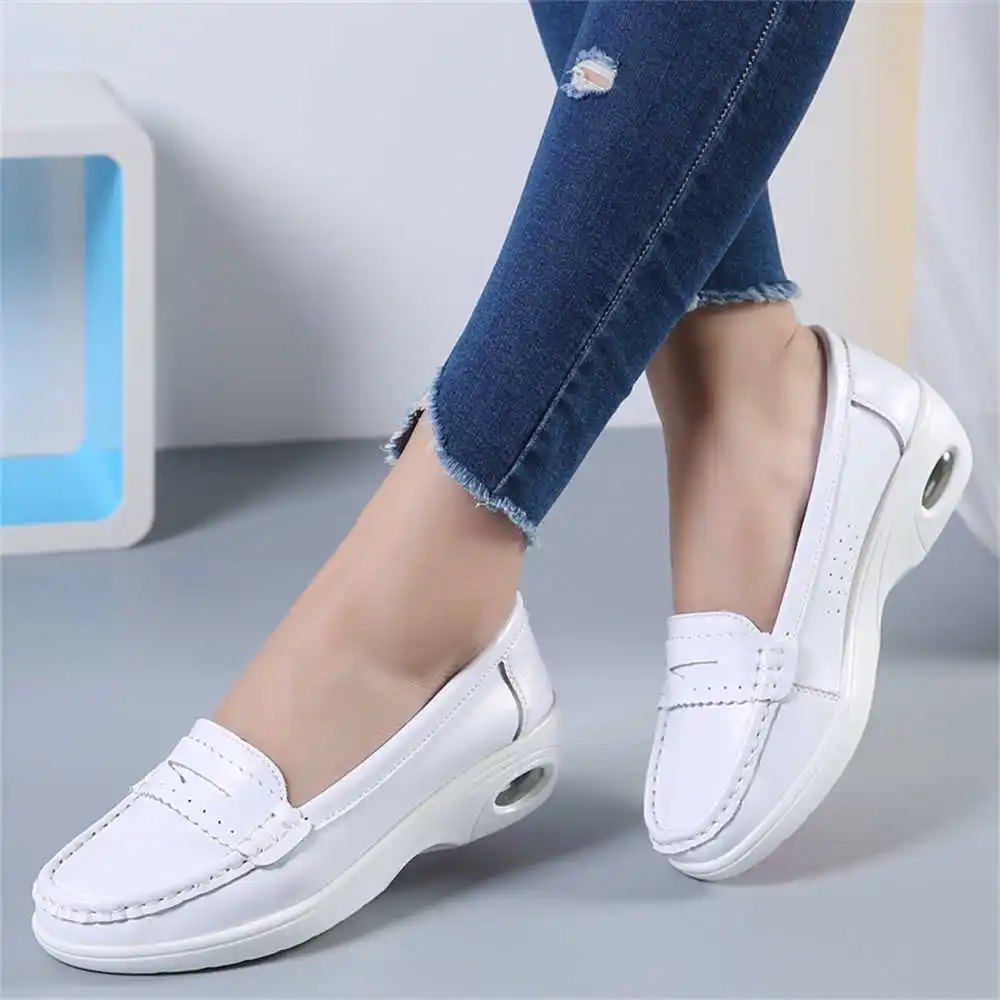 Kalın Taban Slipon Beyaz Eğitm - Vintage Fashion Collecting And Wearing Designer Classics incelemesi ve fiyatı