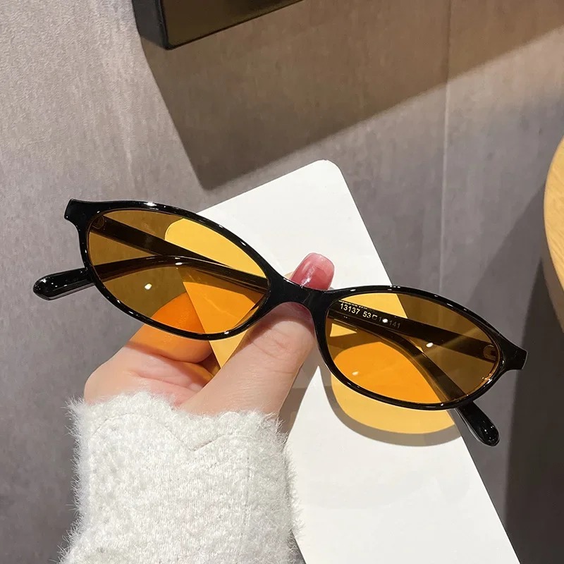 Yeni Retro Seksi Kedi Gözü Gün - Vintage Fashion Brands incelemesi ve fiyatı