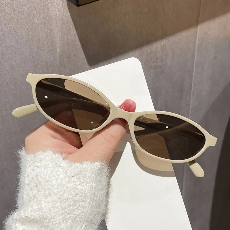 Yeni Retro Seksi Kedi Gözü Gün - Vintage Fashion Brands incelemesi ve fiyatı