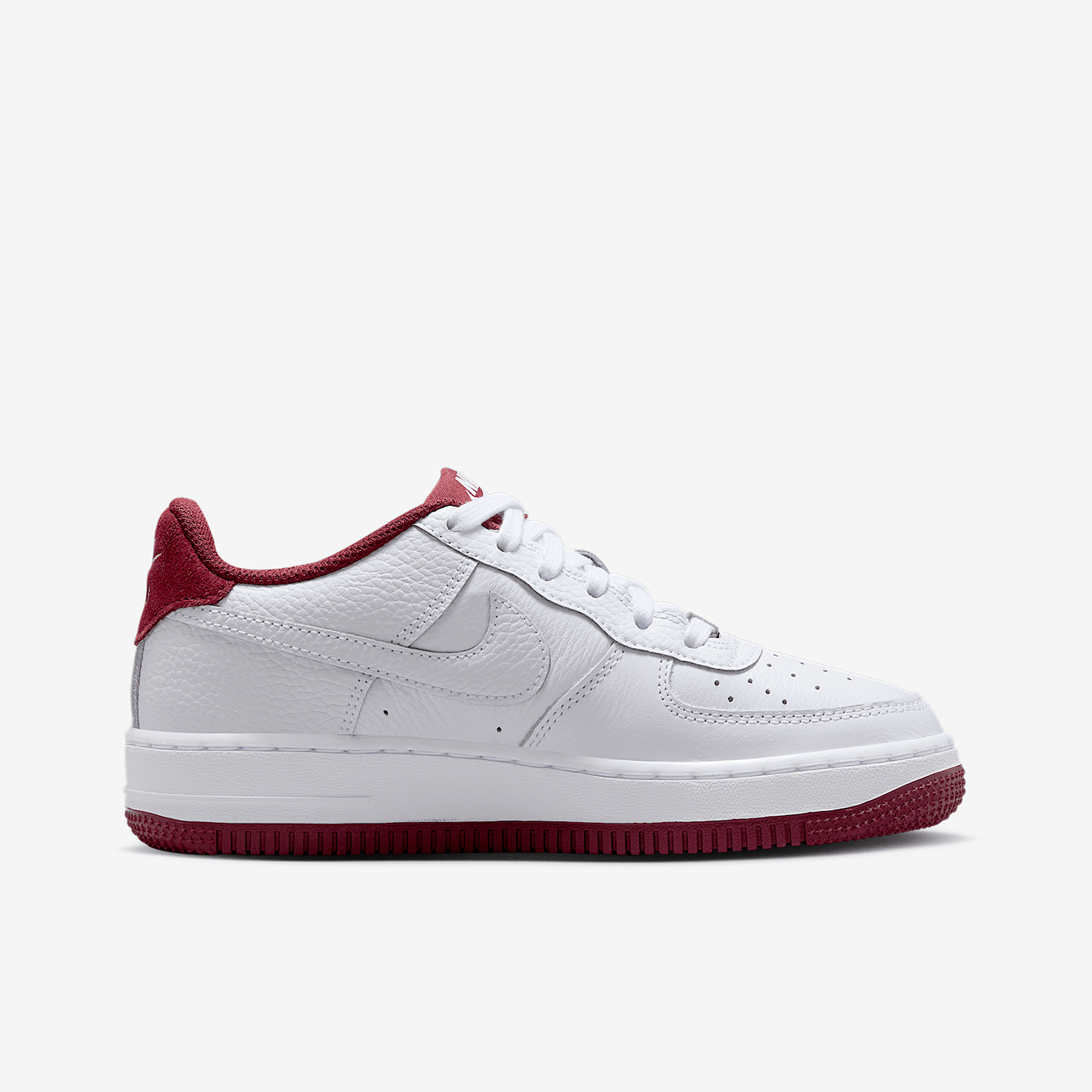 Nike Authentic Air Force 1 LV8 - Nike Shoes Air Force 1 incelemesi ve fiyatı